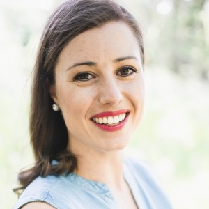 Amanda Teixeira CatholicSpeakers.com WalletWin Business Family Issues Motherhood New Evangelization Catholic Speaker